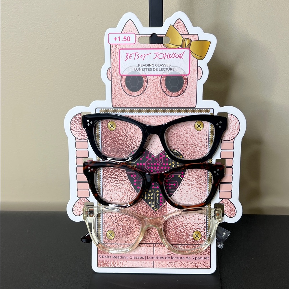 Betsey Johnson | Reading Glasses Set